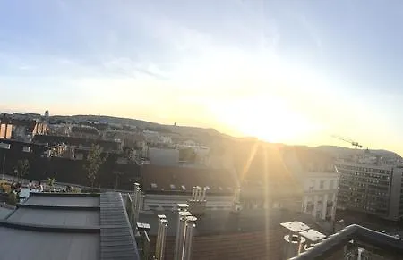 Feel Different * Budapest