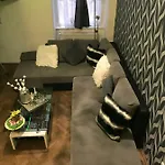 Feel Different * Budapest